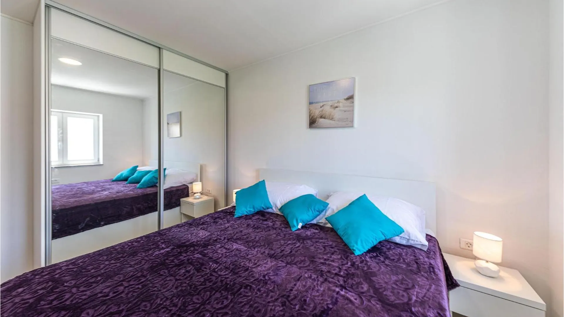 2 Bedroom Stunning Apartment In Kastel Stari Kastela